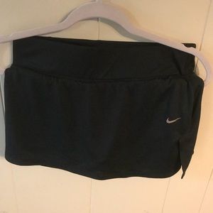 Black Nike dri-fit skort